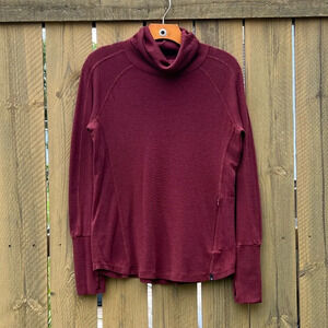 Mountain Hard Wear Maroon Fitted Cowl Neck Long Sleeve Top Size Medium